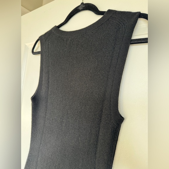 NWT! | QUINCE Mongolian Cashmere Sleeveless Midi
Sweater Dress Black Size Small - Picture 9 of 16